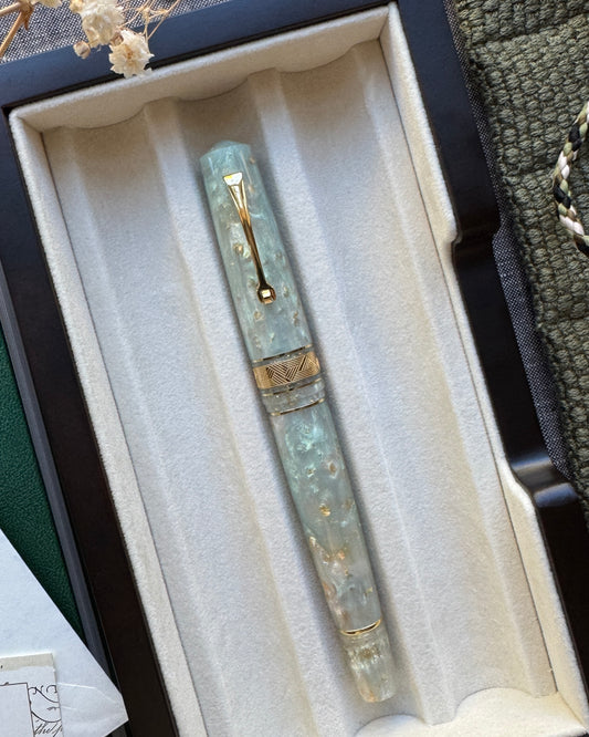 Serenity: Momento Zero Grande 2.0 (14K Gold Nib)