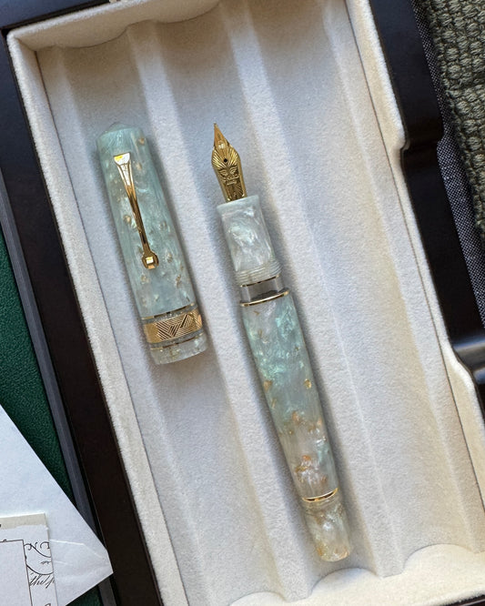 Serenity: Momento Zero Grande 2.0 (14K Gold Nib)