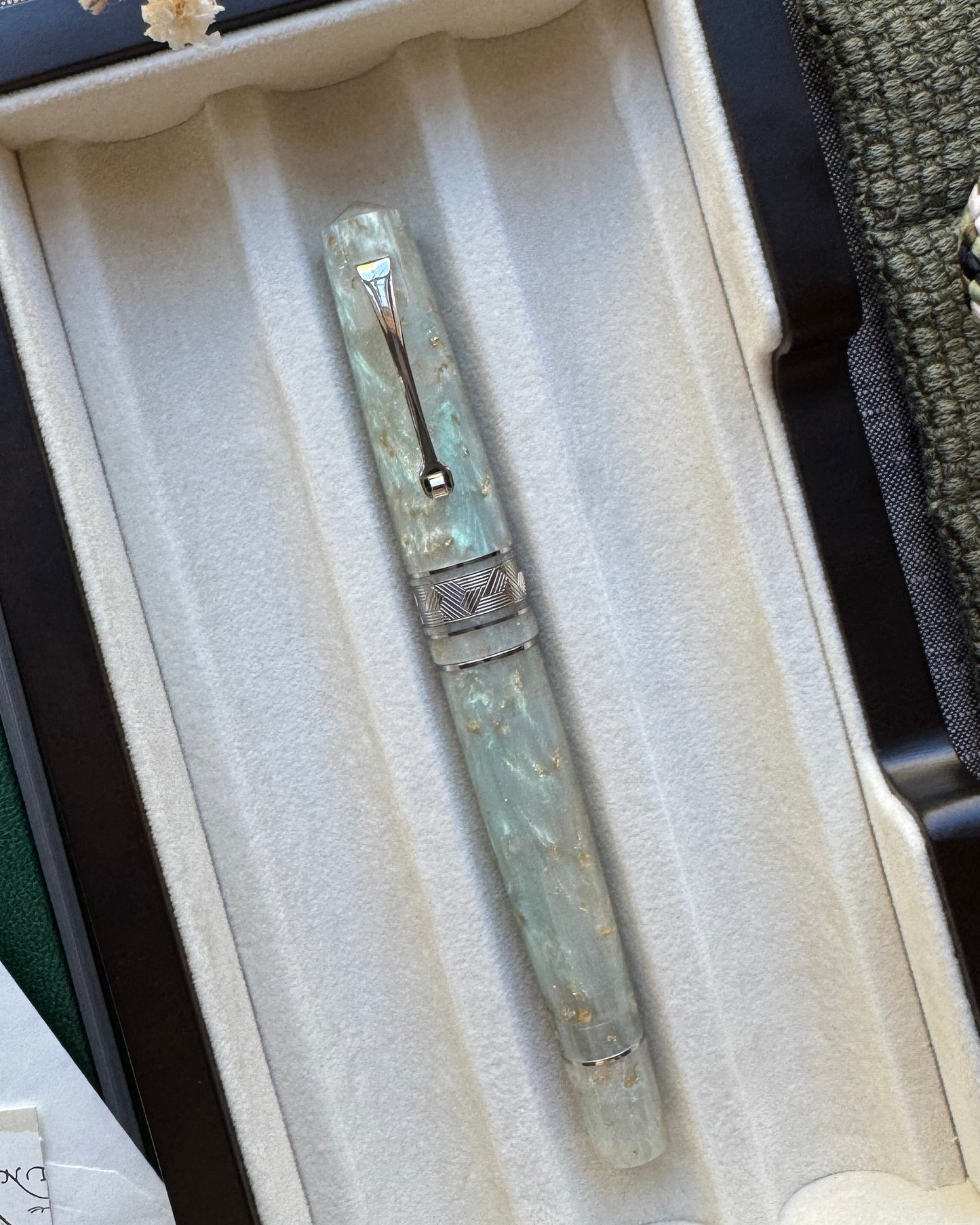 Serenity: Momento Zero (Steel Nib)